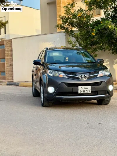 Toyota RAV 4 Limited 2