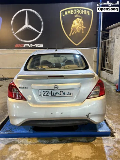 Nissan Sunny Standard 2