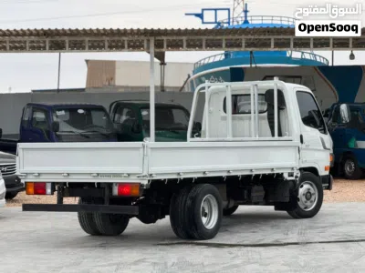 هيونداي H 100 4