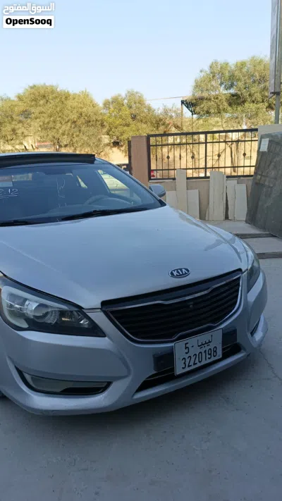كيا كادينزا Limited 2