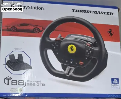 در كسون Thrustmaster T80 نسخة فيراري 296 GB طارة وعجلة قيادة 2