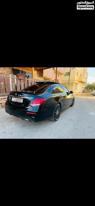 Mercedes Benz E-Class E 350e 4