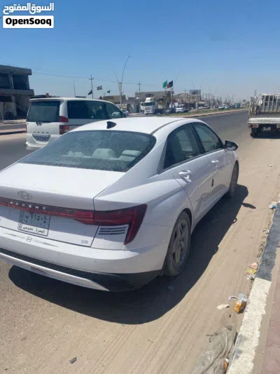 Hyundai Accent SE 3