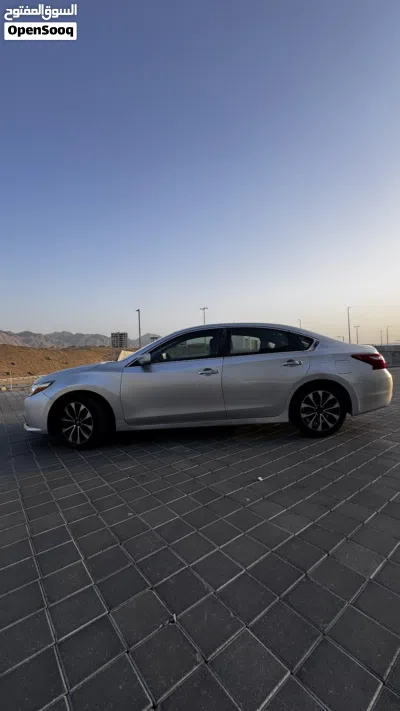 نيسان التيما S 3