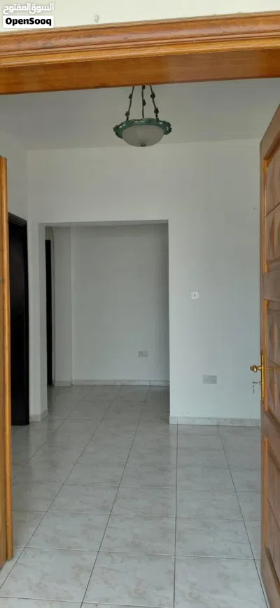 Villa for rent, three rooms, three bathrooms, 2 kitchens فلا في مدينة السلطان قابوس الايجار 320 3
