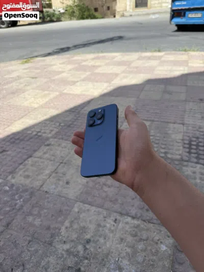 ايفون للبيع 15 برو 3