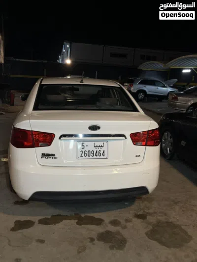 Kia Forte Standard 3