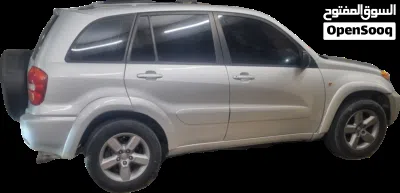 Toyota RAV 4 LE 3