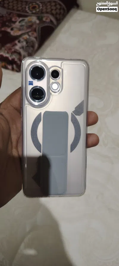 good condition vivo v60 5g 24+256gb good condition box charger cable available 2