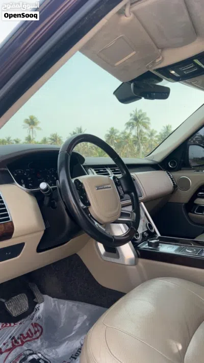 Land Rover Range Rover Vogue 4