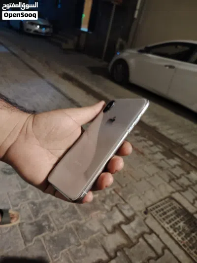 ايفون x ذاكره 64 بطاريه 70 الجهاز ع وضع الوكاله مافتوح شرط كله شغال 2