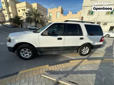 Ford Expedition Standard 2