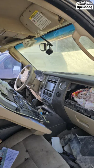 قطع غيار سكراب فورد اكسبيديشن اكسبديشن 8 سلندر xL الطويل 2008 امريكي Ford Expedition 3