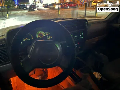Jeep Cherokee Sport 3