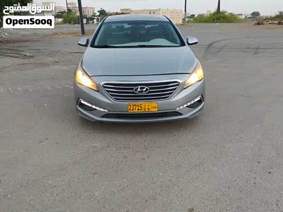 Hyundai Sonata SE 2