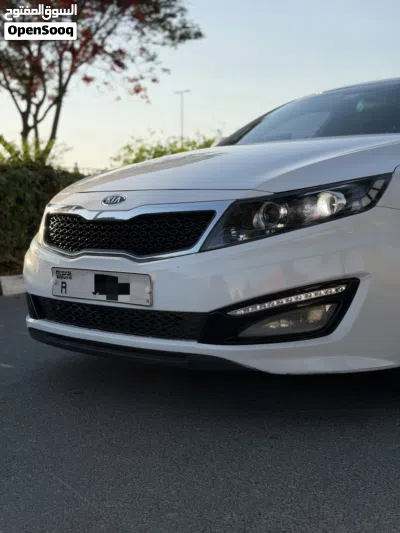 كيا K5 Standard 3