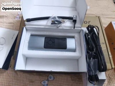 منفاخ سيارة وكشاف يعمل ببطارية 6000 4