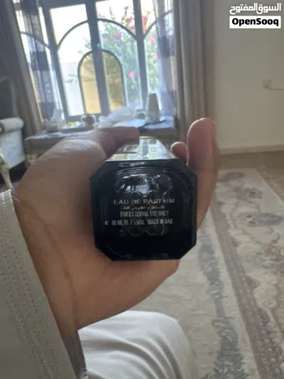عطر لاثاني من احمد المغربي مستعمل قليل جدا 2
