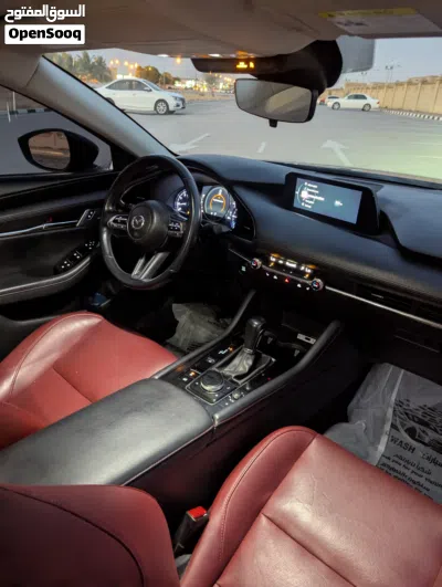 مازدا 3 Carbon Turbo 4