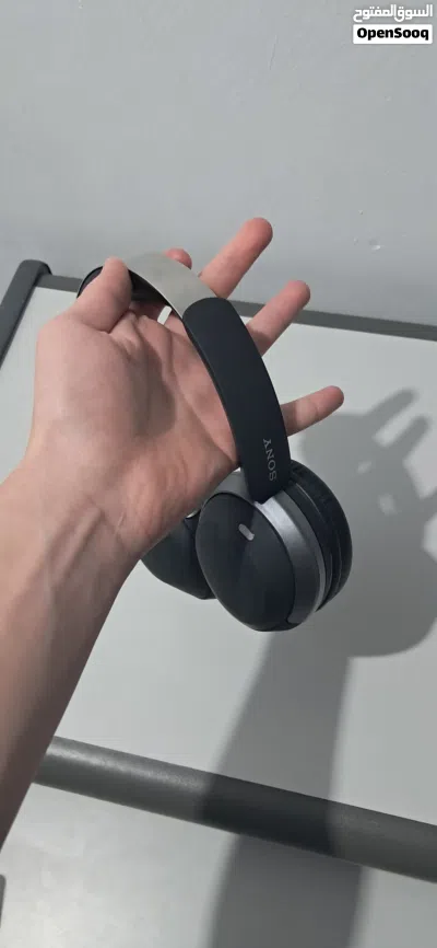 سماعه sony جديده ولاكن بلا كرتونه ولا مره استخدمت 2