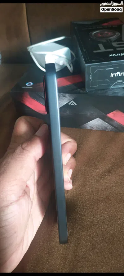 للبيع انفنكس GT30برو الرام 12+12الذاكره 512جي بي سعت البطاريه 5500مطلوب 135قابل لتفاوض 4
