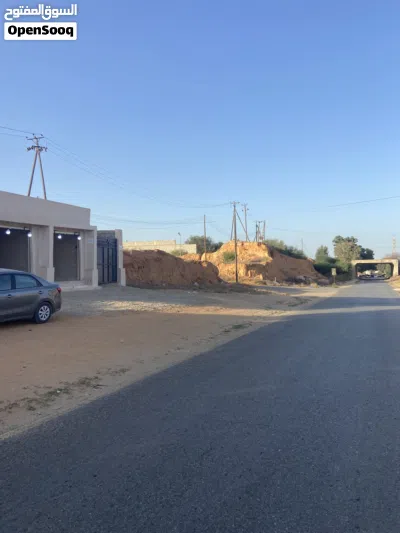 عدد 2 محلات مفصولات علي بعض تاجوراء أربعة شوارع السيرتي علي اليمين 3
