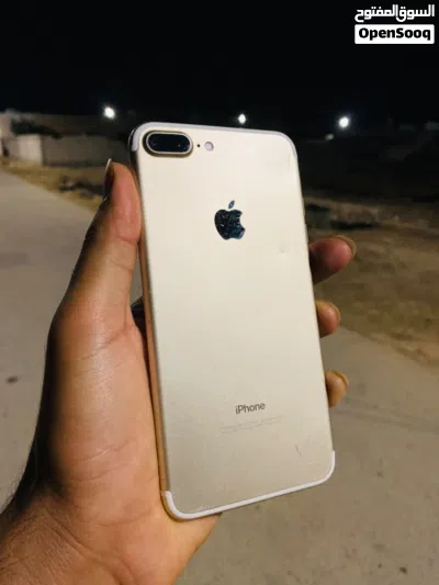 ايفون 7بلس جهاز وكاله يحتاج لايسي شحن 3
