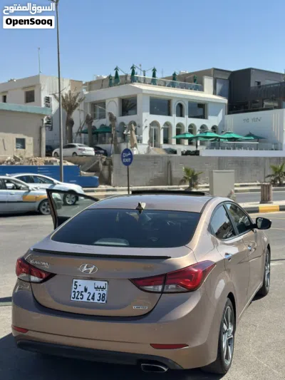 Hyundai Elantra Limited 2
