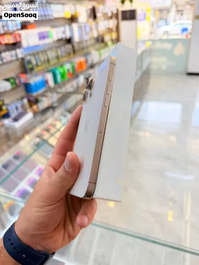 ايفون 16 برو ماكس ماستر. ذاكره 256 بطارية 91. نظافه 100%. ضمان 5 ايام 3