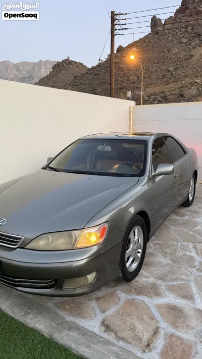 Lexus ES ES 300 2