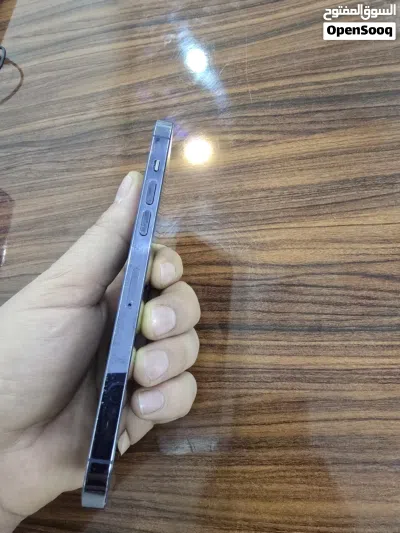 ايفون 14 برو ماكس شرق اوسط النضافه فول 3