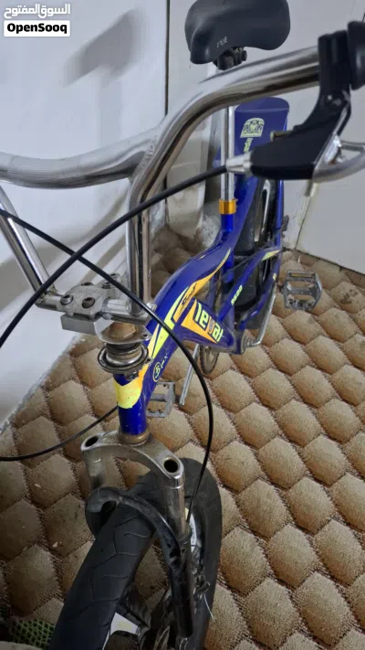 سيكل كوبرا BMX بالون الأزرق مقاس 20 سليم ما يعاني من شي التوصيل مجاني 2