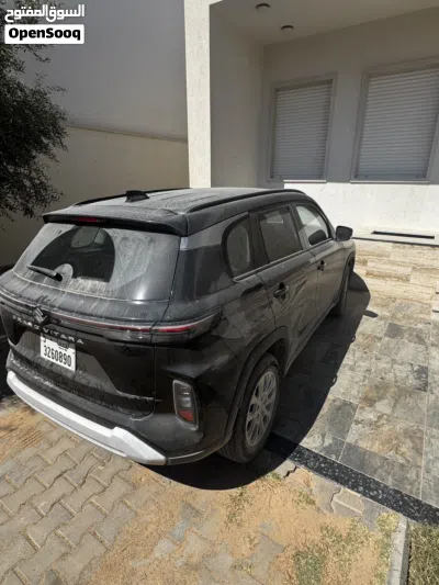 سوزوكي جراند فيتارا Standard 4