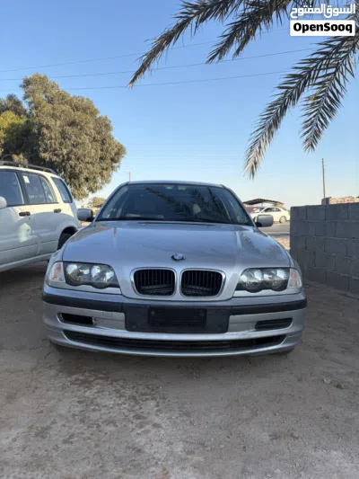 بي ام دبليو الفئة 3 318 3