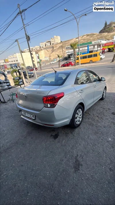 هيونداي رينا 2