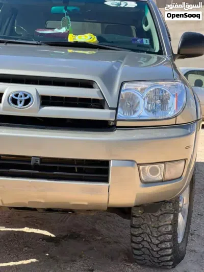 Toyota 4 Runner SR5 4