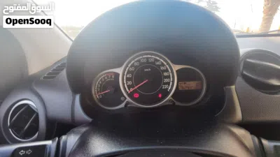 Mazda 2 Standard 3