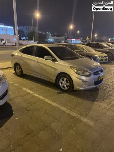 هيونداي اكسنت Standard 4
