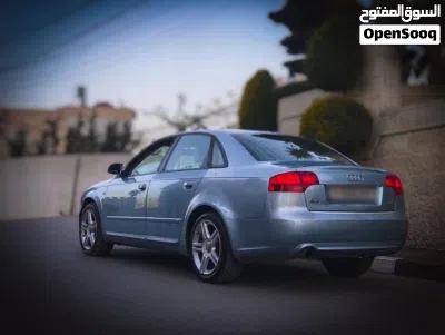 أودي A4 Sedan 2