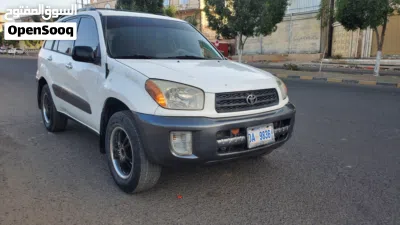 Toyota RAV 4 XLE 2