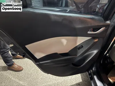 Mazda 3 S Select Sport 2