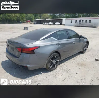 نيسان التيما SR 2