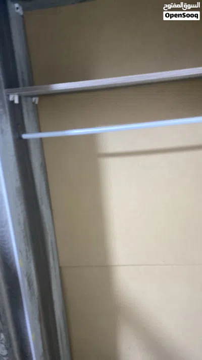 غرفة نومه بحالة جيده جدا استعمال بسيط 4