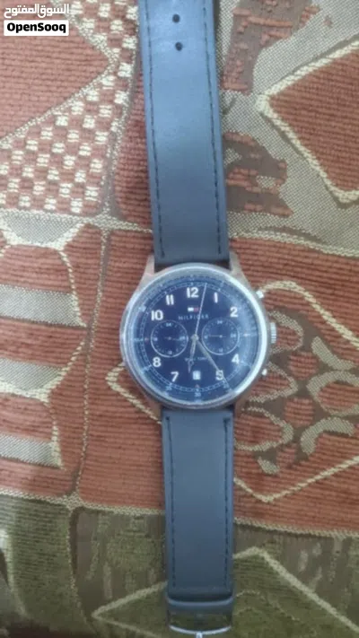 للبيع ساعه تومي 3