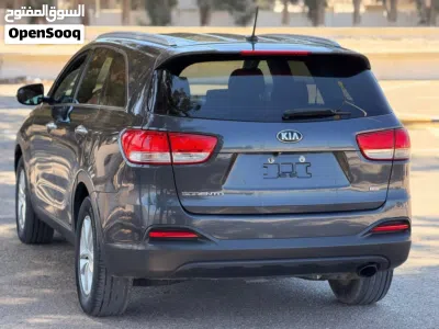 Kia Sorento EX 3