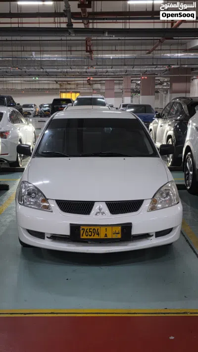 Mitsubishi Lancer Standard 4