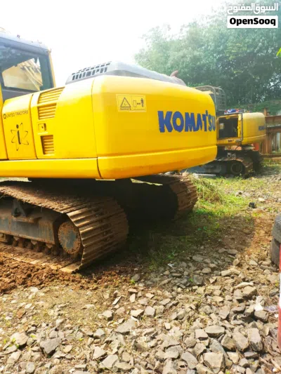 KOMATSU PC200-8MO Excavator 2