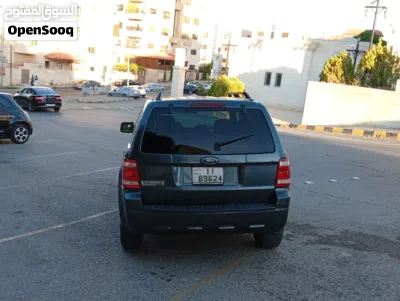 Ford Escape Limited 4