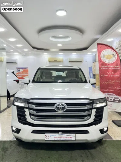 Toyota Land Cruiser GXR 3