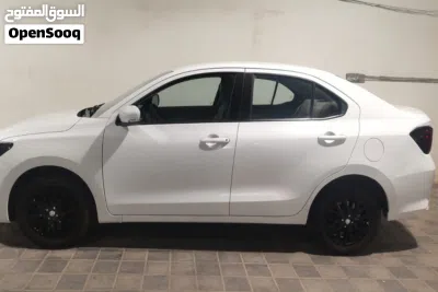 Suzuki Dzire Standard 3